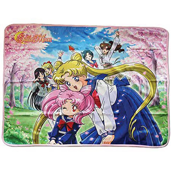 Hot Topic Other - Sailor Moon School Girl Anime Throw Blanket
